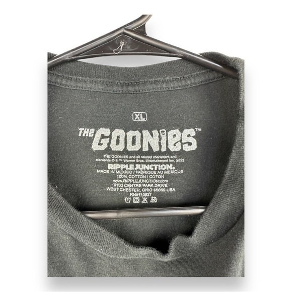 Unisex The Goonies T-shirt Size XL - Picture 7 of 7